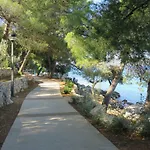 Apartament *