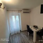 Apartament *