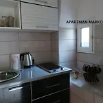 아파트 Apartament *