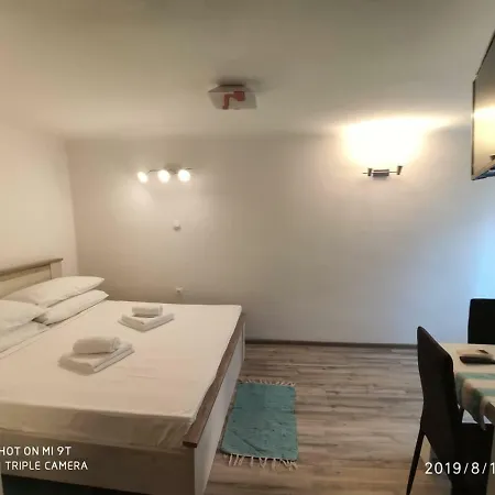 アパート Apartament *