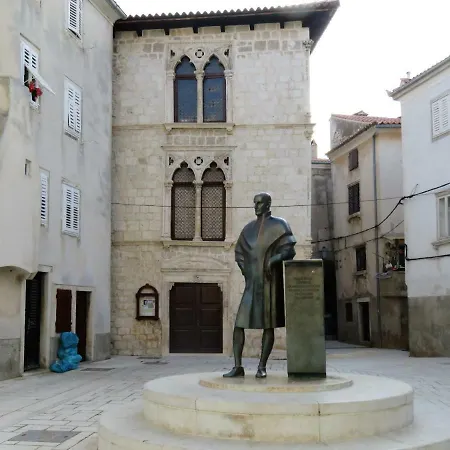 아파트 Apartament 크레스